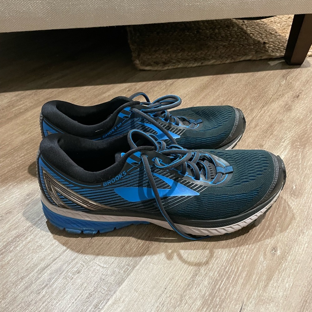 Brooks ghost 10